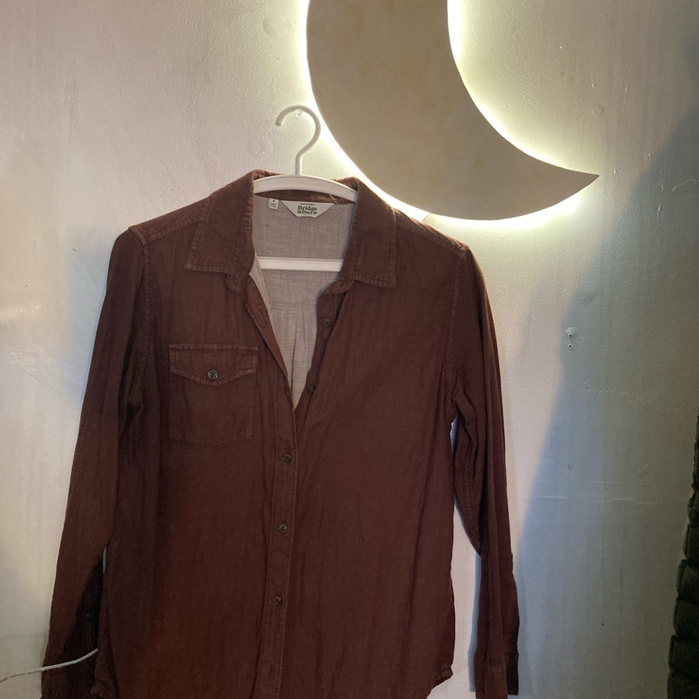 Bridge and burn women’s long sleeve burgundy Shirt size small